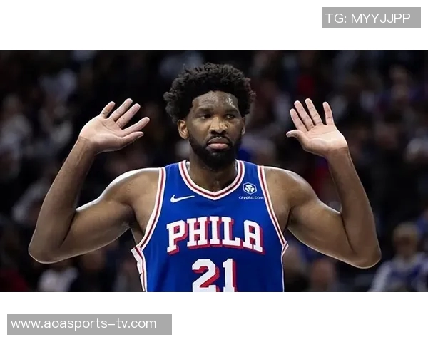 布克对恩比德表示尊重并劝其不应假摔展现真正实力